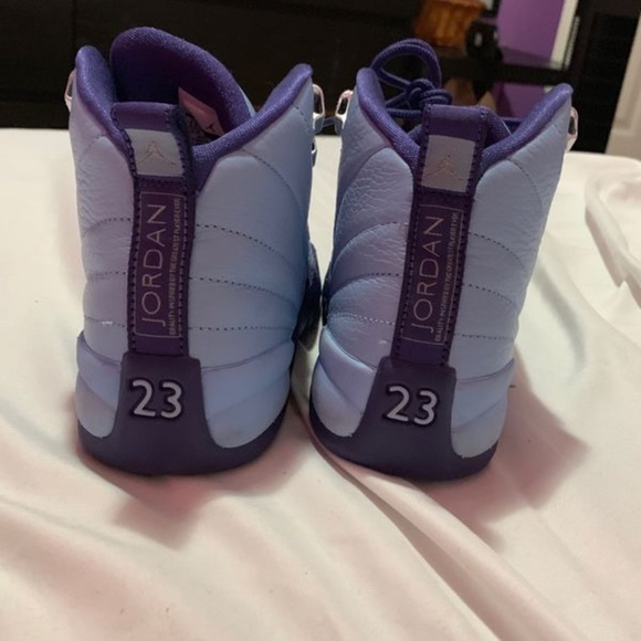 Worn once comes with box no creases or scuffs - Picture 7 of 7